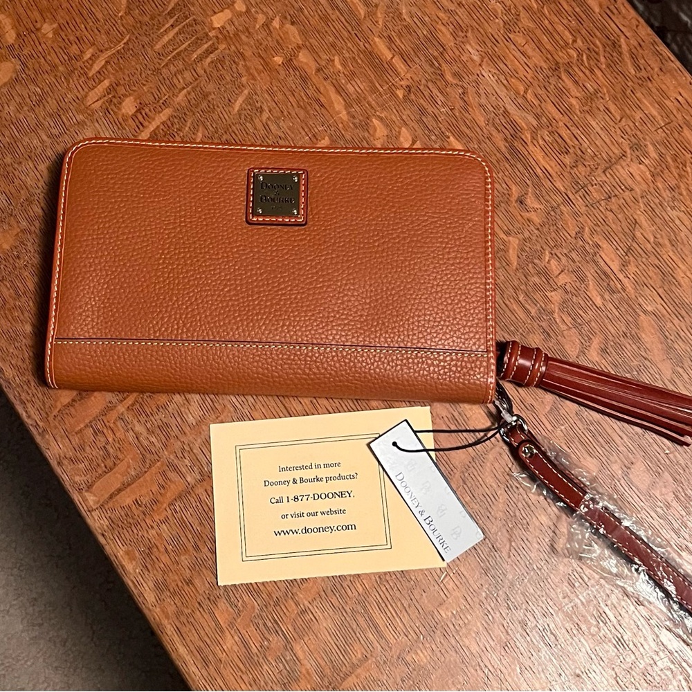 Dooney & Bourke CARAMEL Pebble Grain Large Alice Wristlet Clutch Wallet